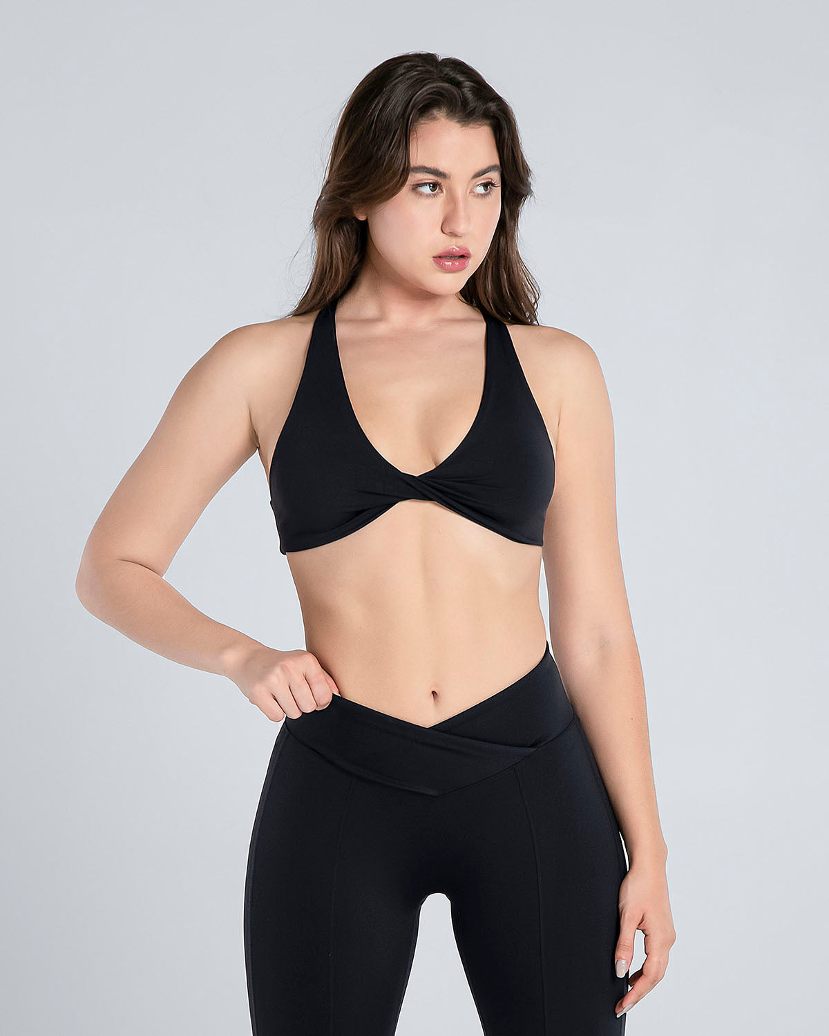 Move Free Sports Bra | Cosmolle Jet Black / S