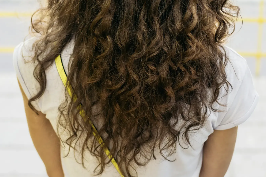 5 Tips to Add Shine to Curly Hair  Be Beautiful India