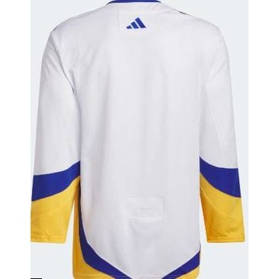 Sabres' new white Reverse Retro jersey features 'goat head' on shoulders -  Buffalo Hockey Beat