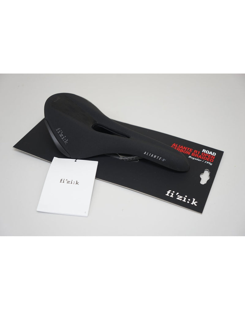 fizik フィジーク サドル ALIANTE R1 カーボンレール