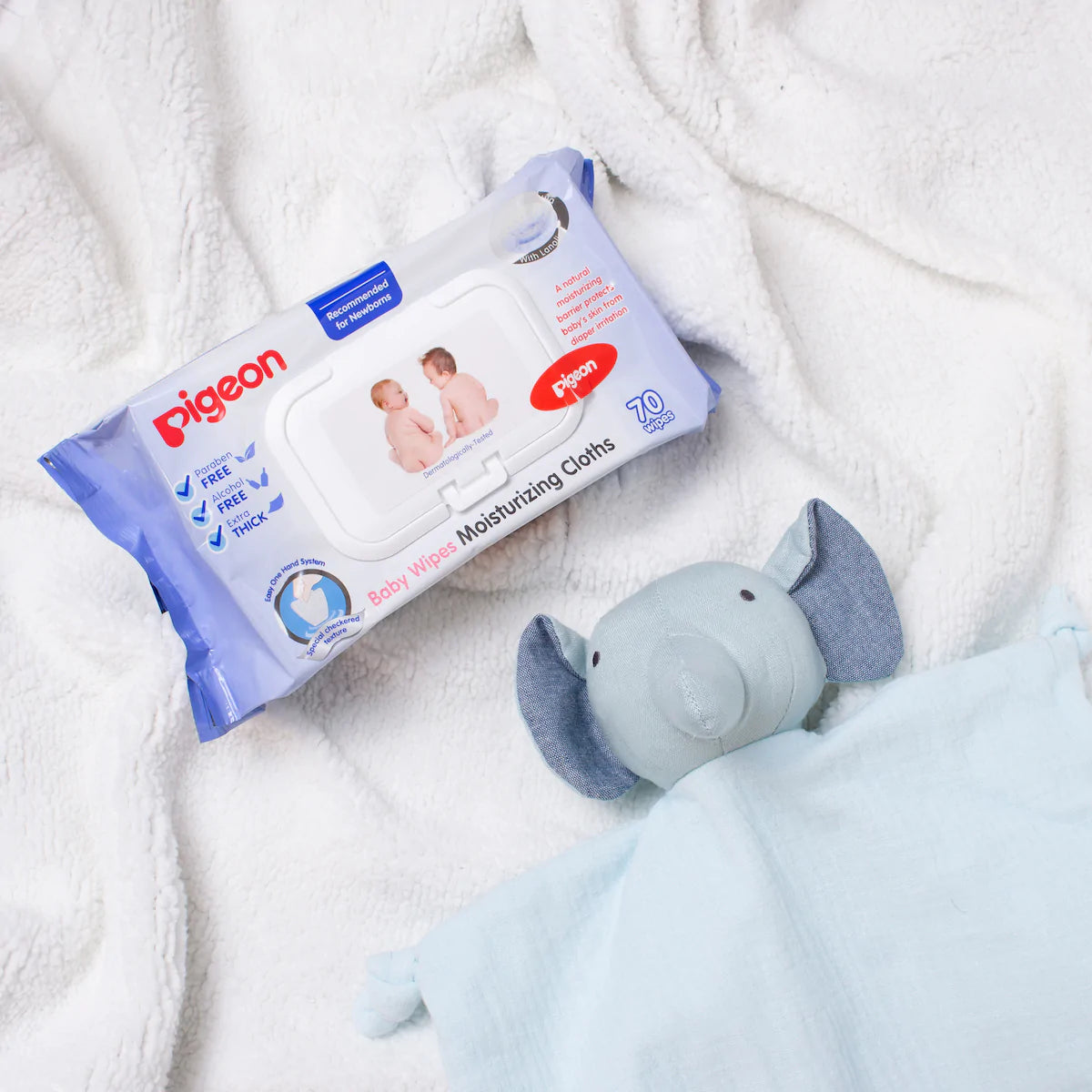 pigeon baby wipes with comforter