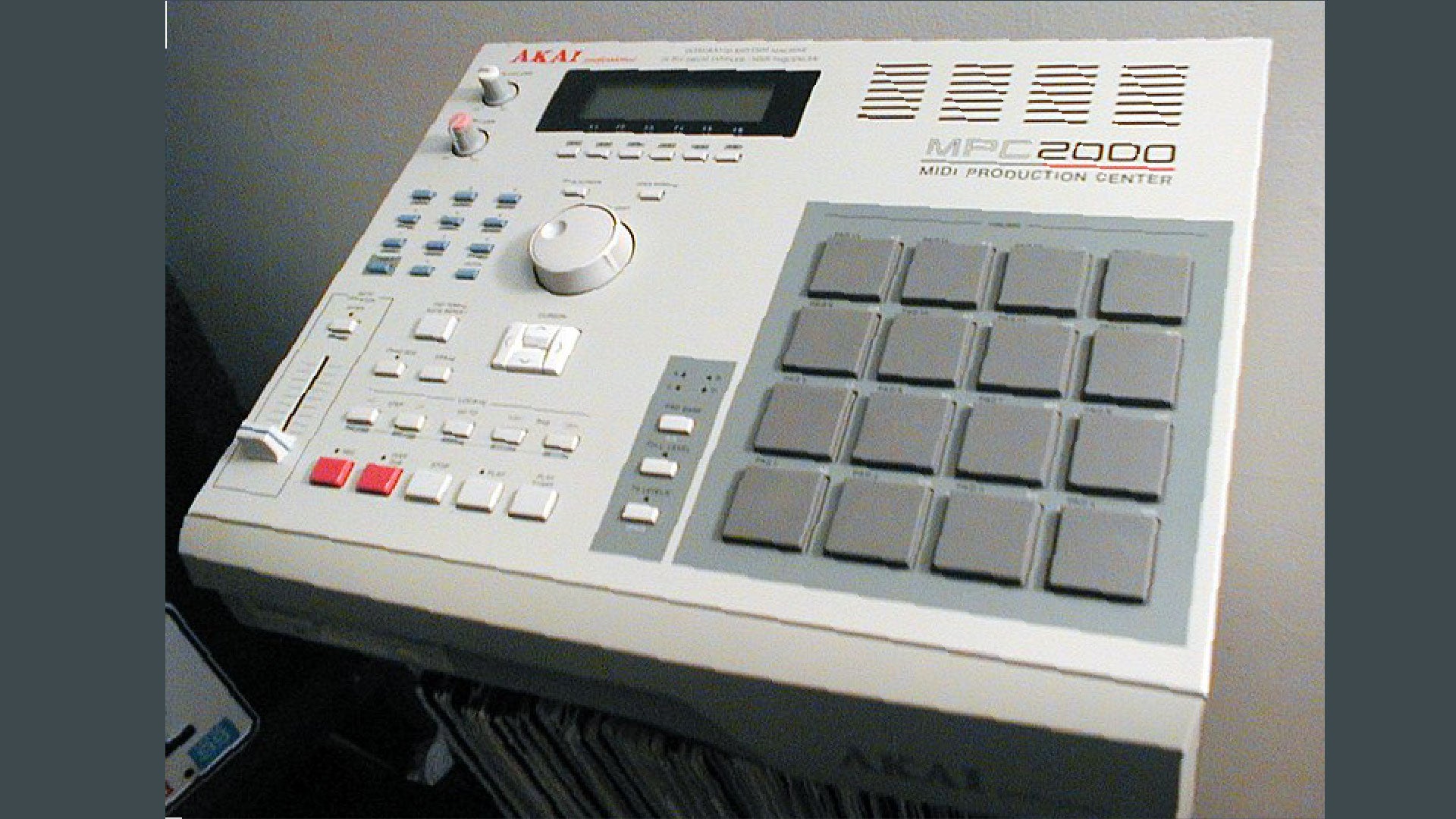 Akai MPC2500 – Vinny's Vintage Keys