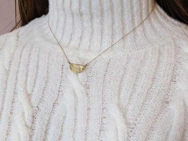 Crescent Moon Necklace | Gold Jewelry