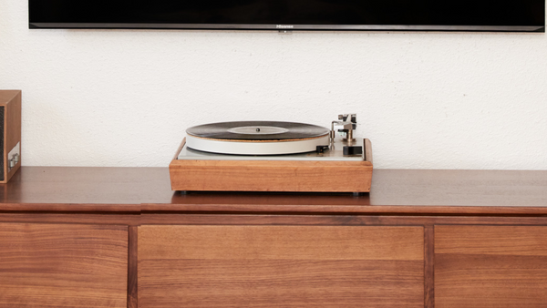 BOGEN B52 turntable