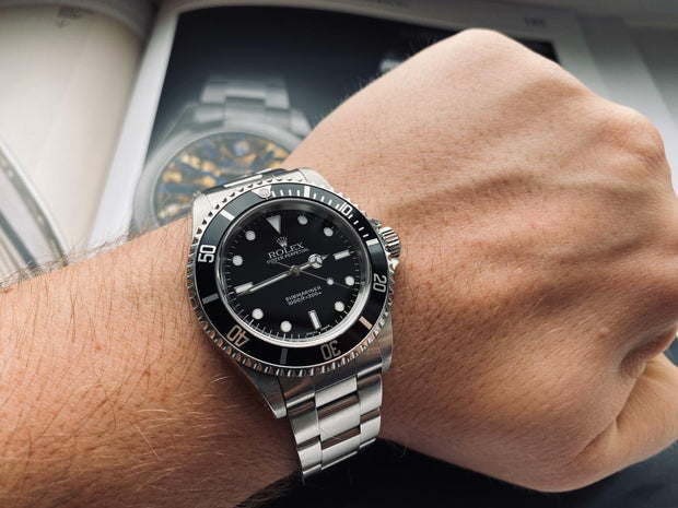 submariner no date on wrist