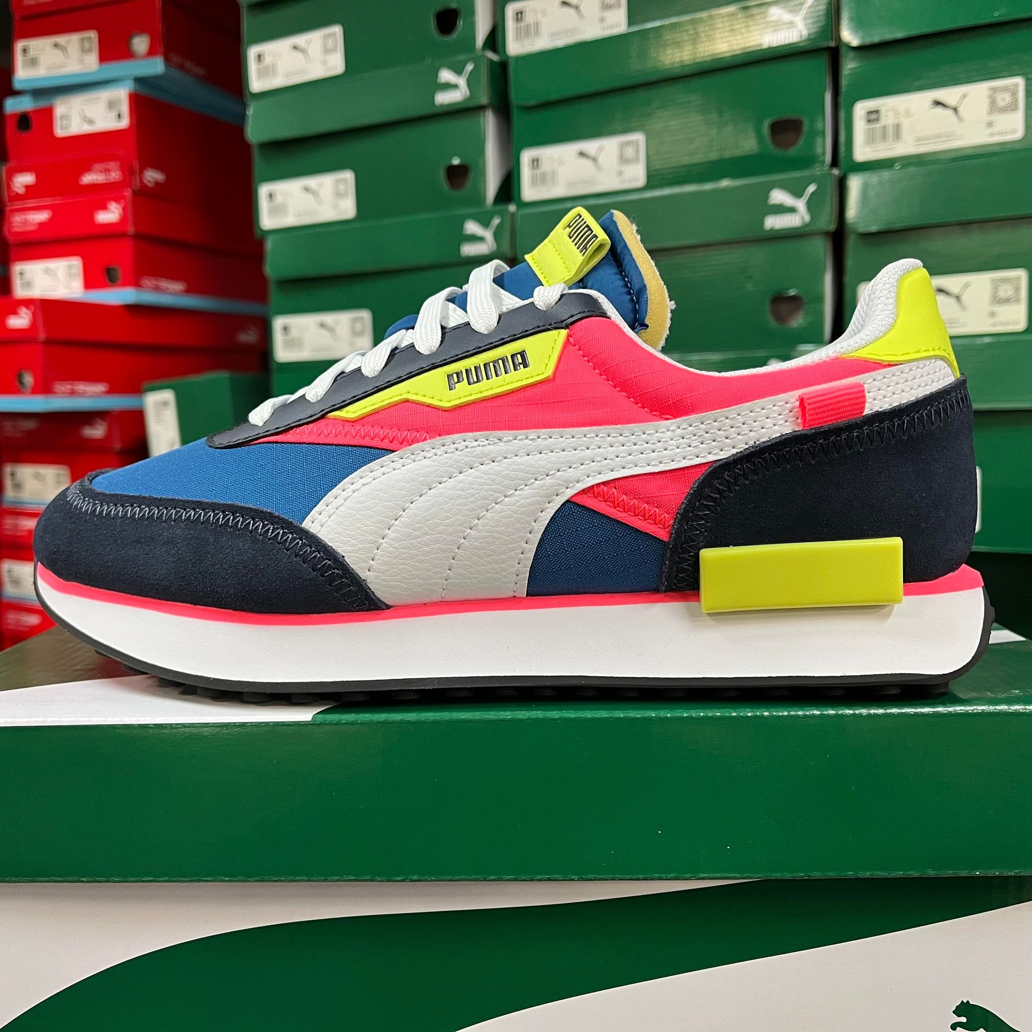 Amplia gama Penetración Bungalow PUMA FUTURE RIDER PLAY ON (LAKE BLUE/PARISIAN NIGHT) – SneakersLife.com