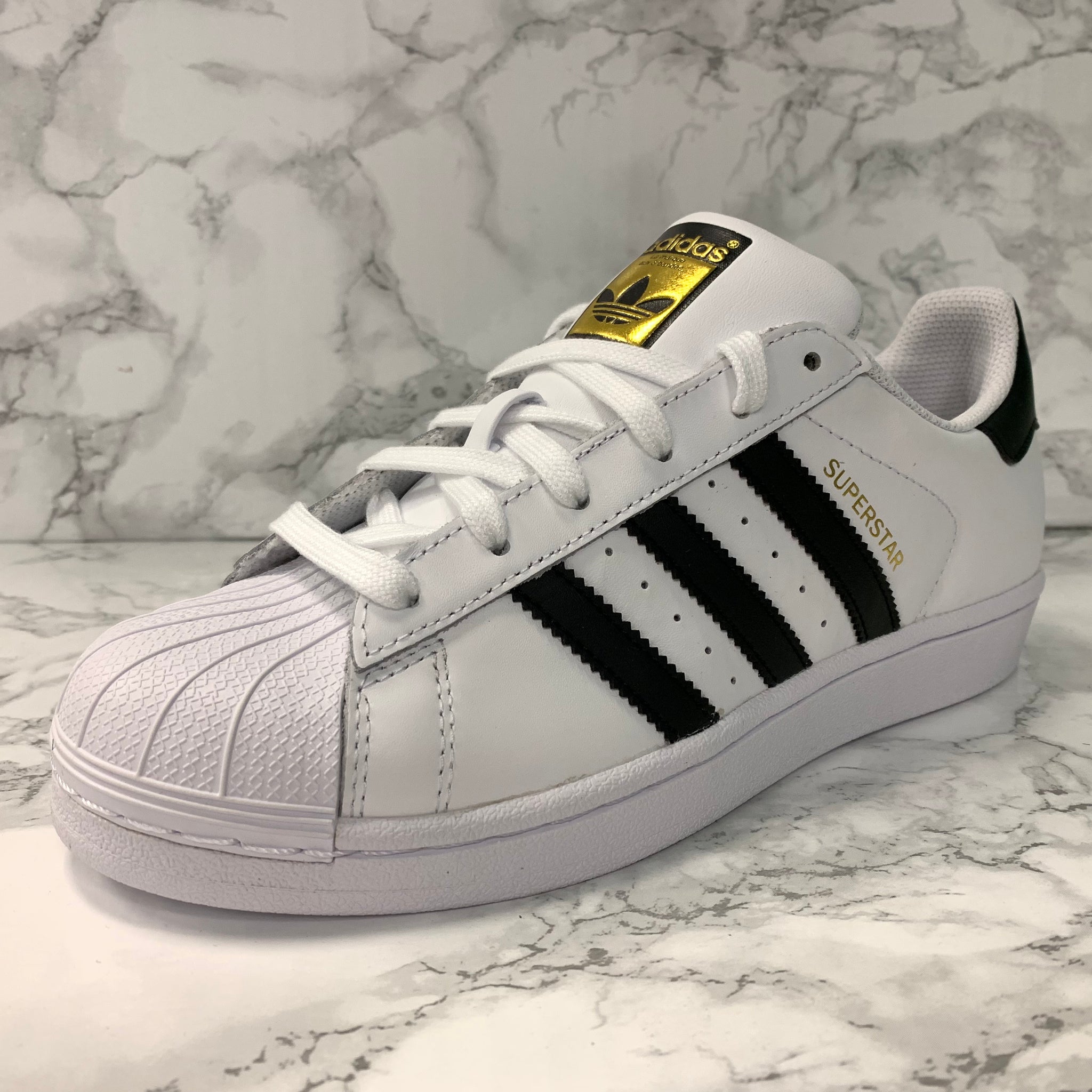 c77154 adidas superstar