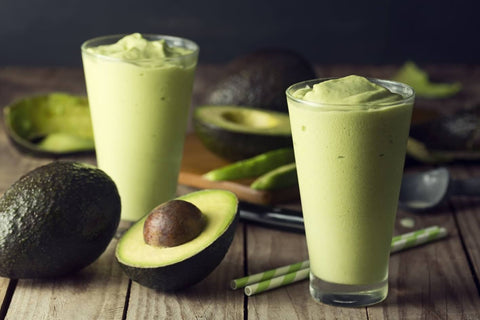 Healthy Vietnamese avocado shake Sinh tố bơ 