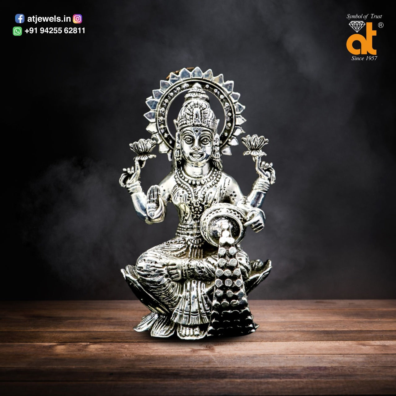 Silver Goddess Laxmi Idol – atjewels.in