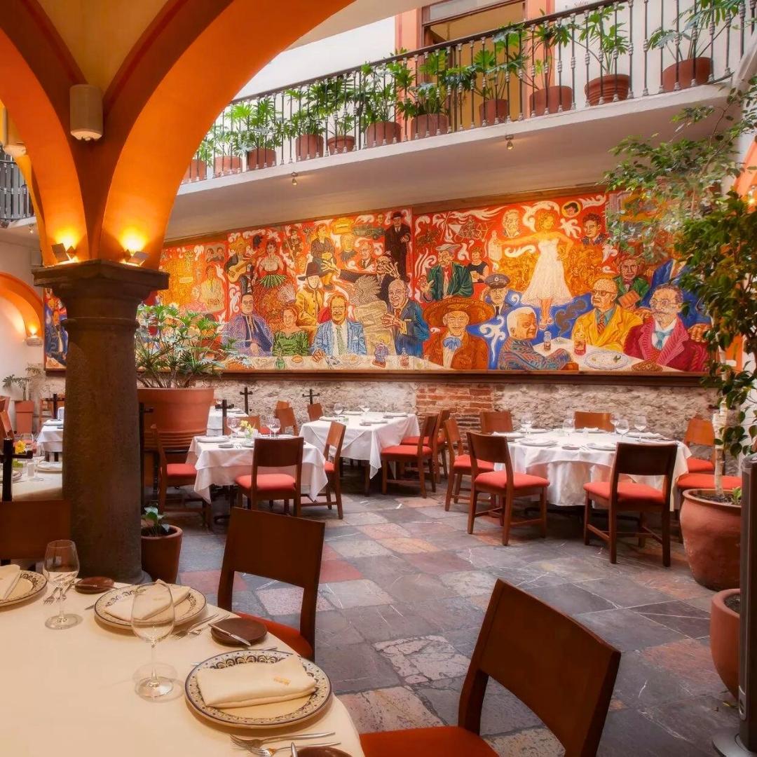 Mural de Los Poblanos Restaurant in Puebla, Mexico | BuDhaGirl