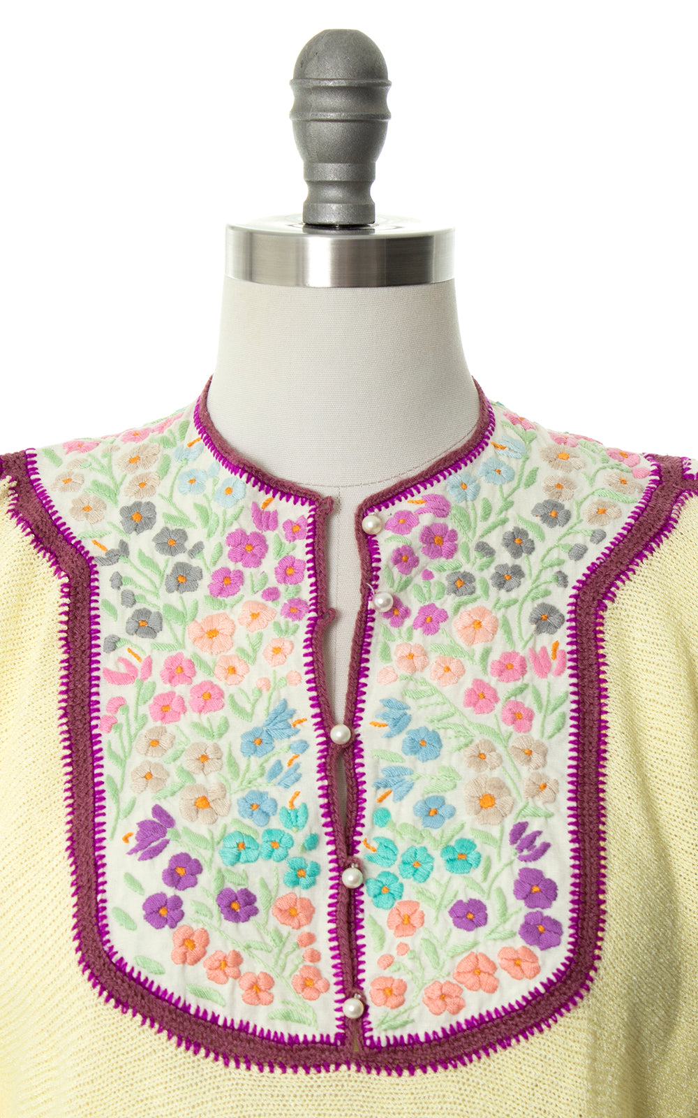 1970s Floral Embroidered Knit Sweater | medium/large – Birthday