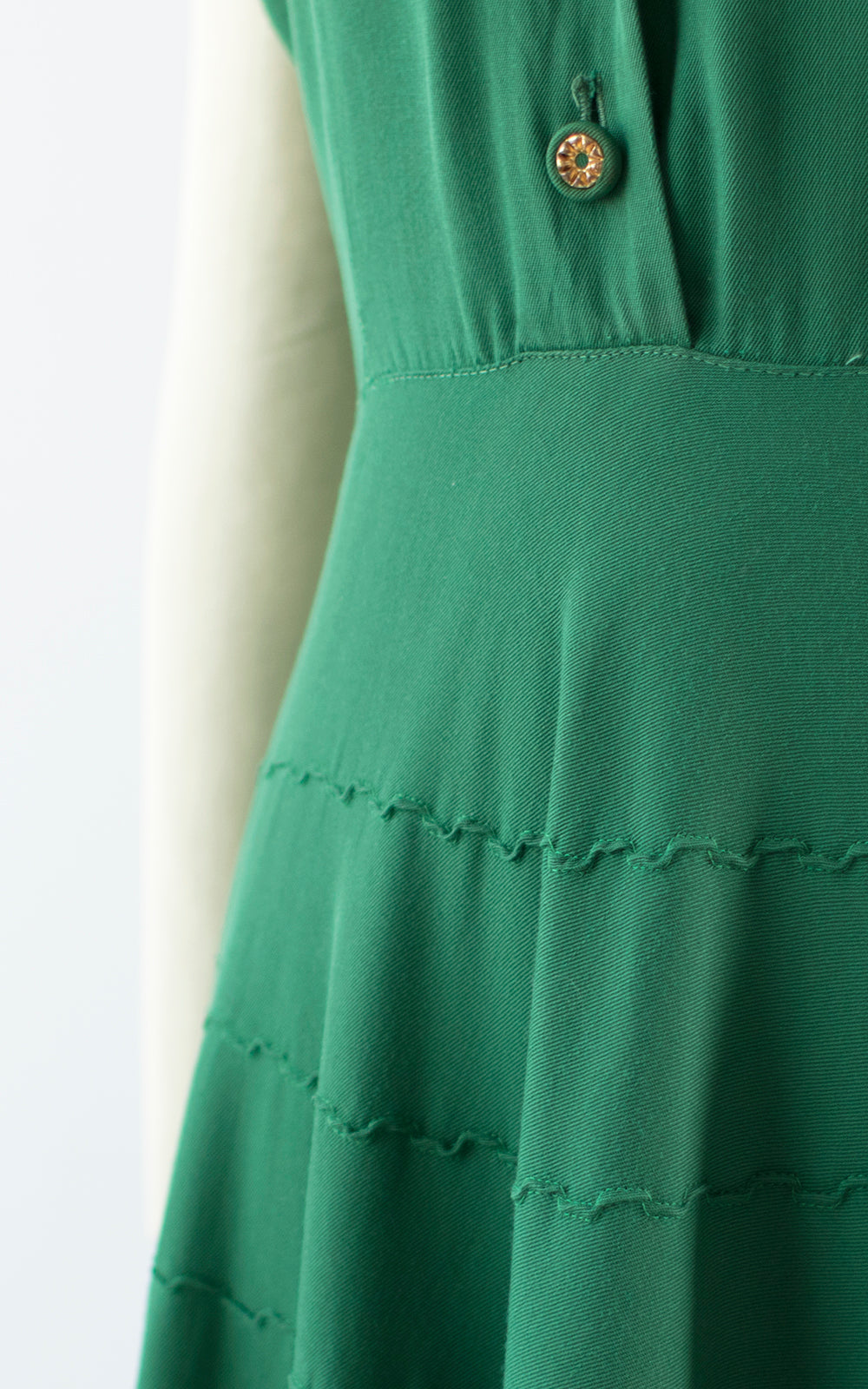 1940s Green Gabardine Pintuck Shirtwaist Day Dress | small – Birthday ...