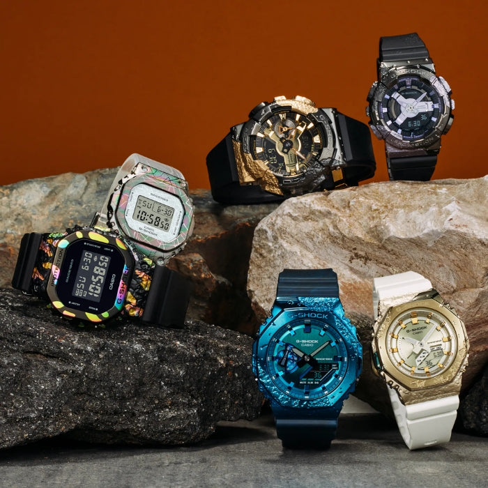 カシオ G-SHOCK GM-2140GEM-2AJR – ウオッチタウン オンラインストア