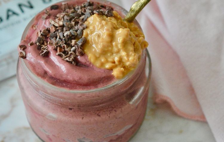 Raspberry, Chocolate & Coconut Smoothie – True Protein