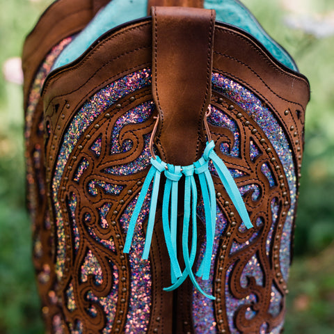 Boot fringe accessories in turquoise leather