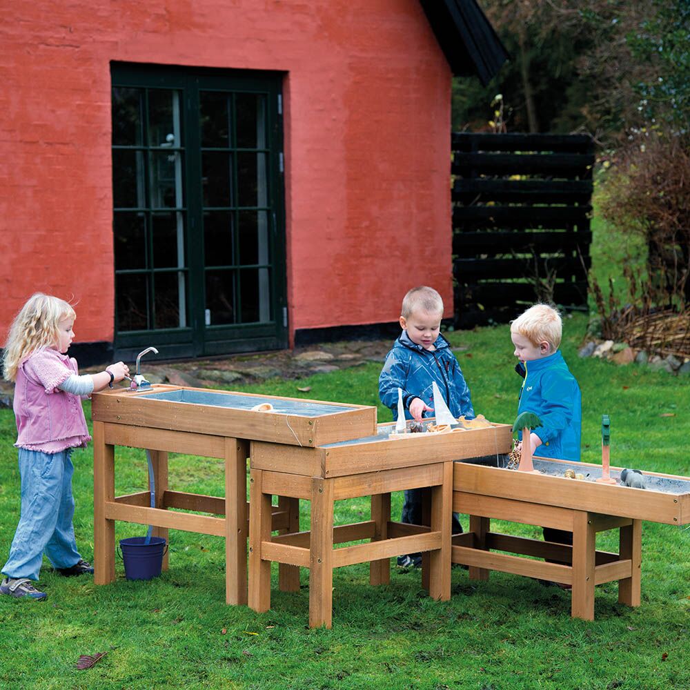 outdoor sand table