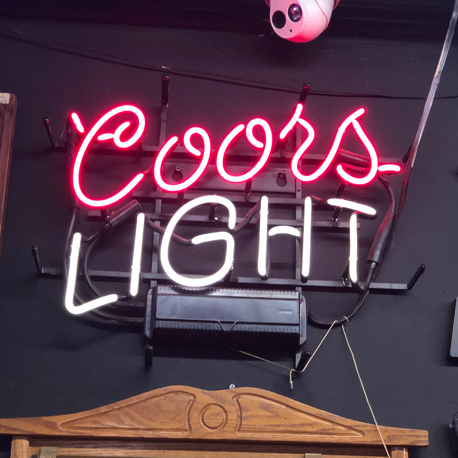 coors banquet pool table light