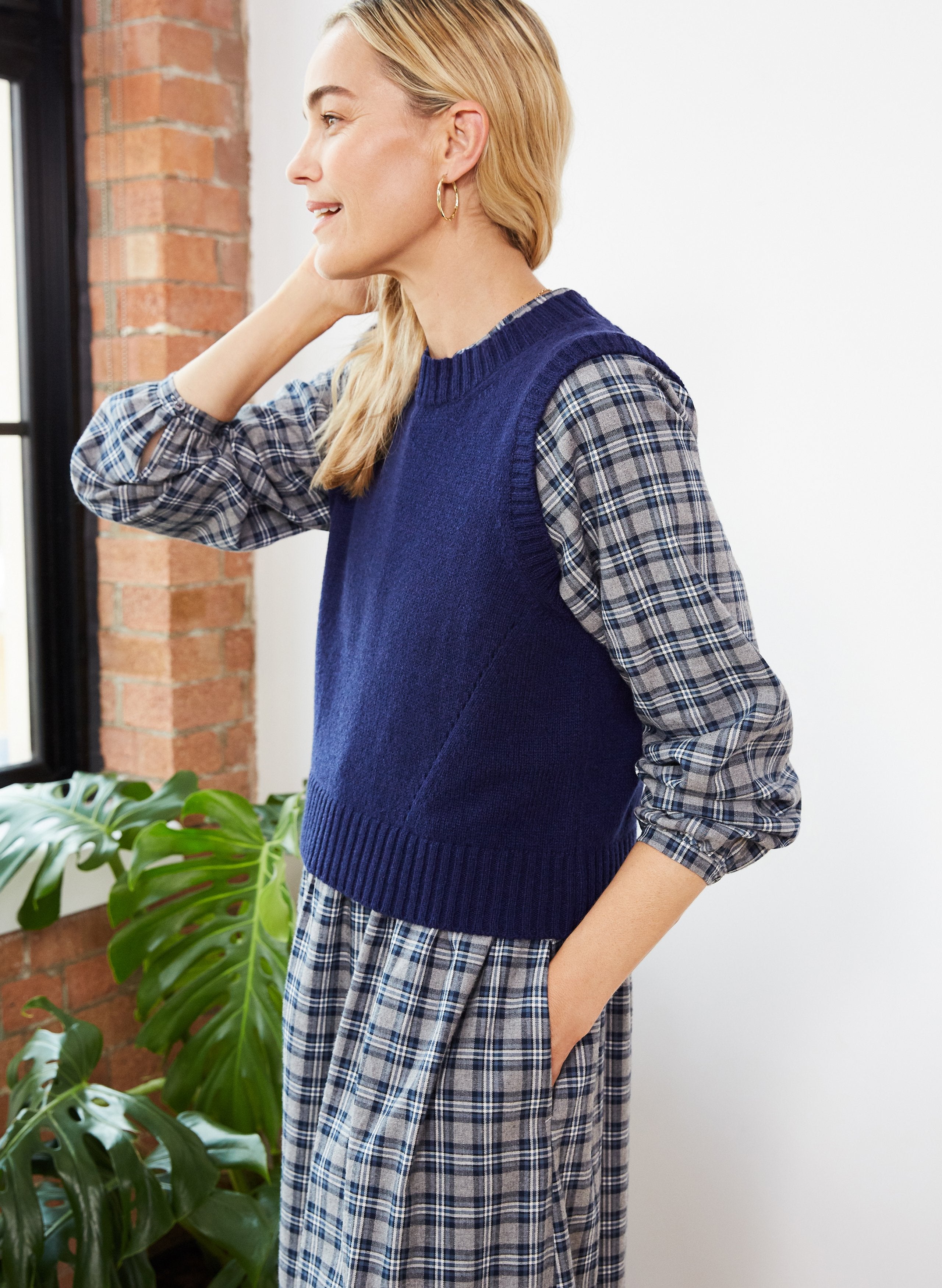 Portia Eco Cashmere Knitted Vest to Rent