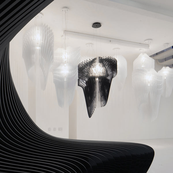 Slamp Avia white lamp, designed by Zaha Hadid – Collectioni