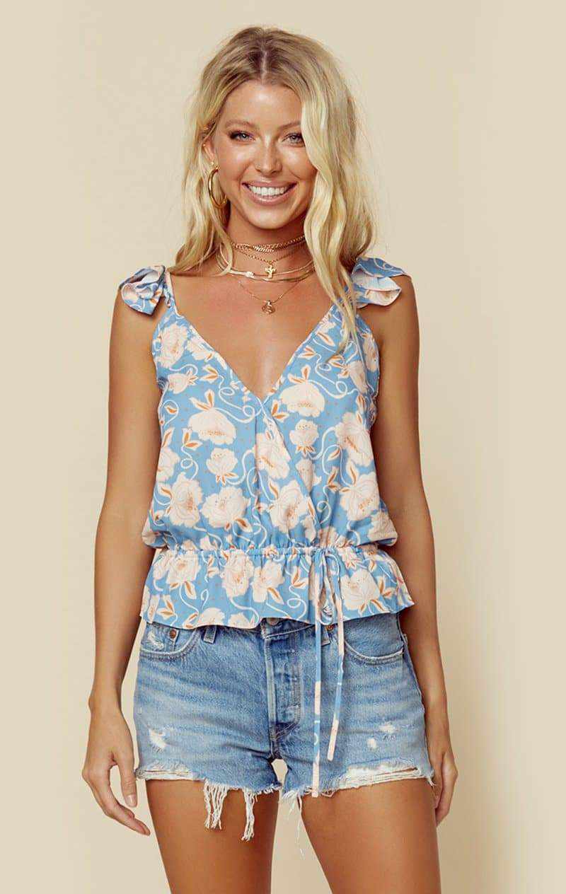BLUE LIFE KAITLYN TOP - FLORAL TWIRL BLUE