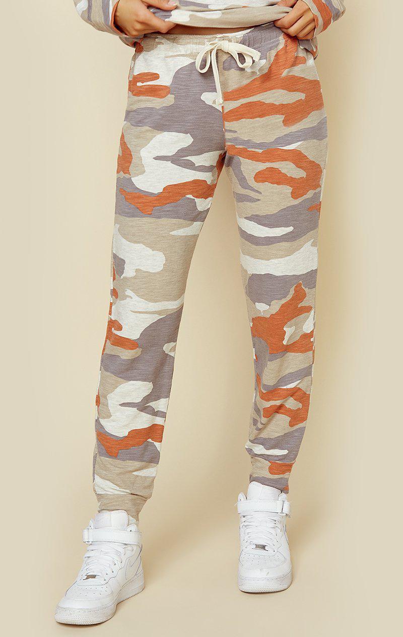 MONROW SUPERSOFT OVERSIZED CAMO GIRLFRIEND SWEATPANT - ELECTRIC CORAL CAMO