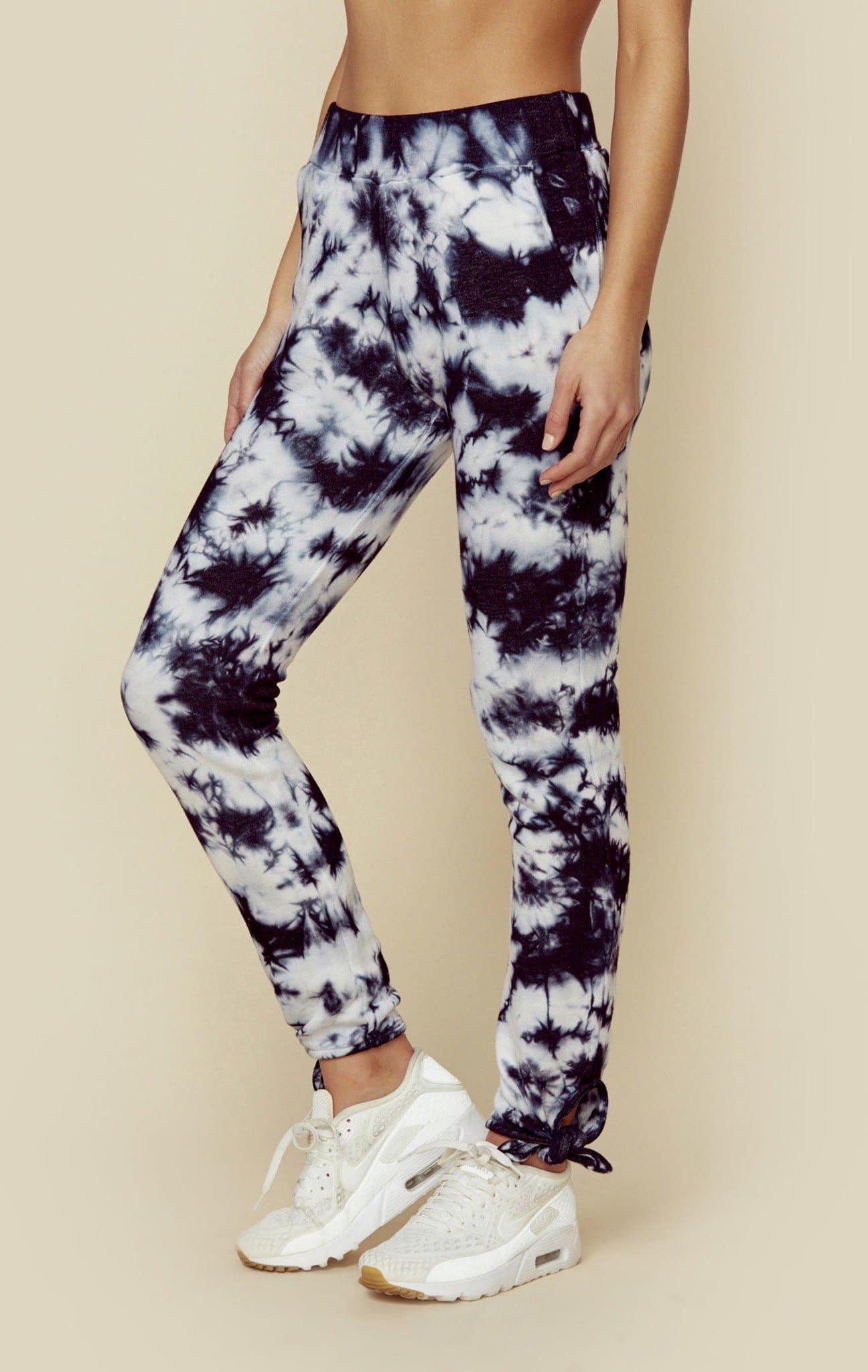 GENERATION LOVE YULIA PANT - BLACK TIE DYE