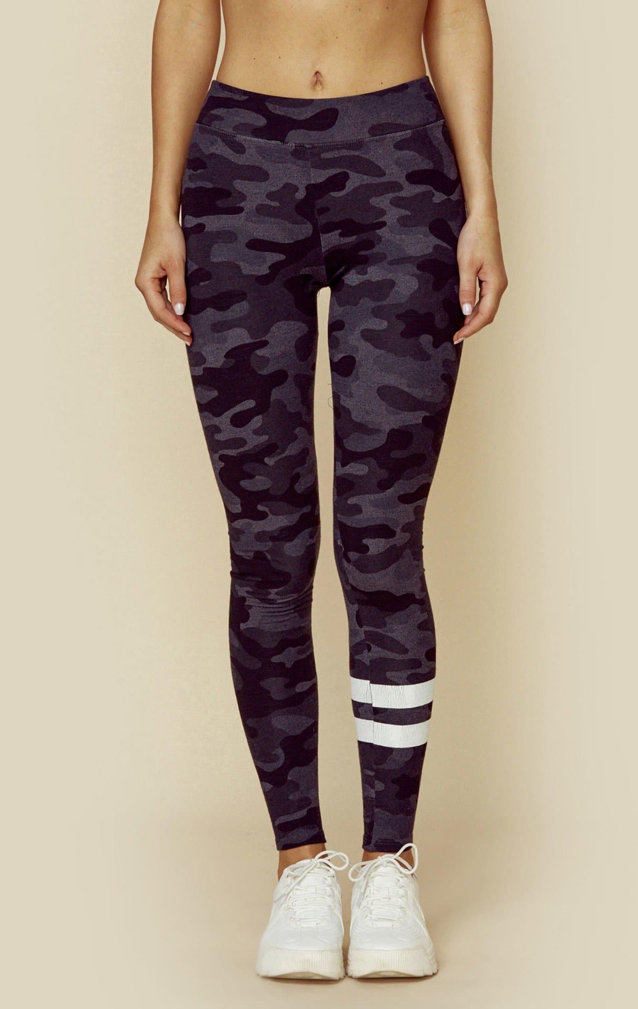 SUNDRY CAMO YOGA PANT STRIPES - CHARCOAL