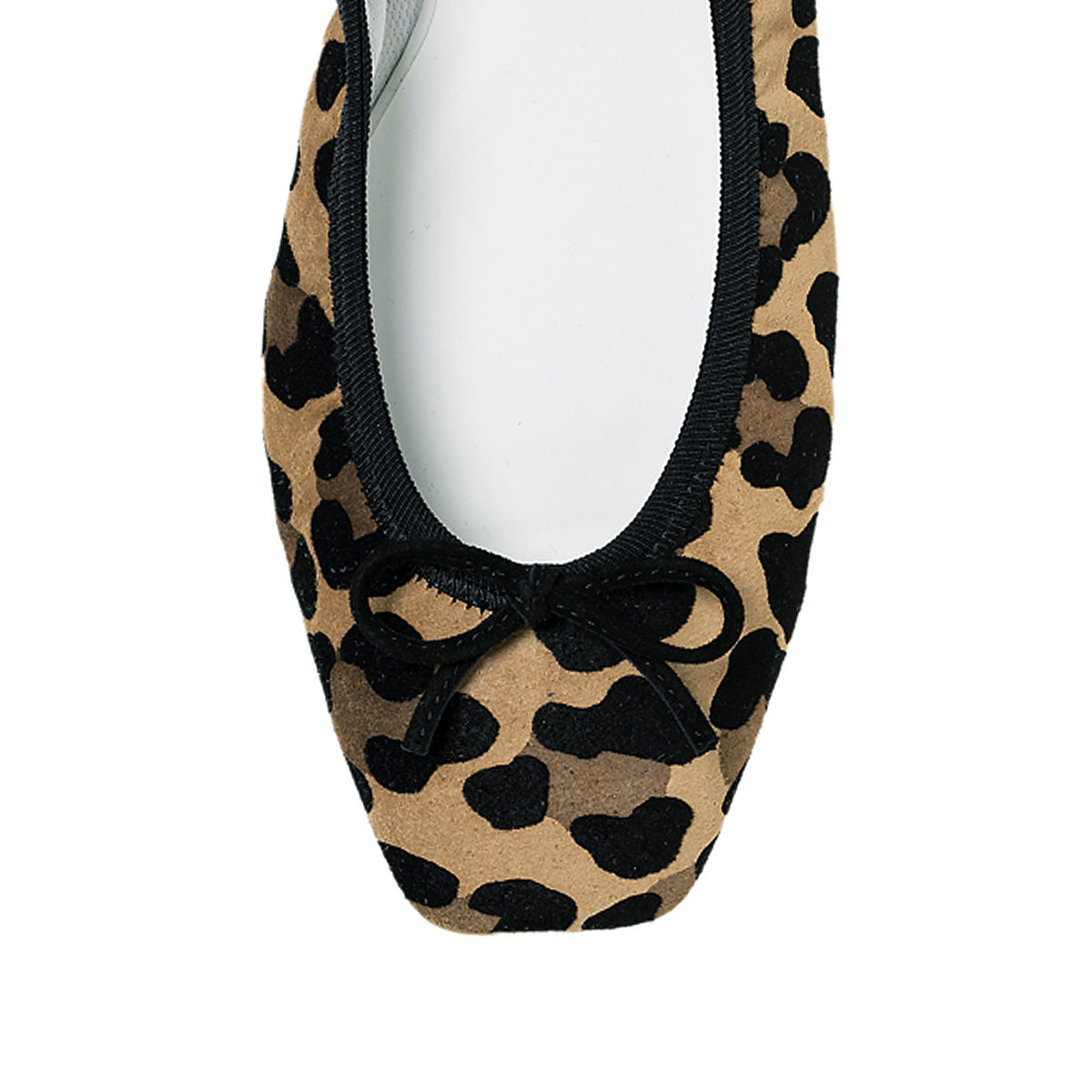 Giselle -Leopardprint Cream Big Leopard Print Cream – kurun TOKYO