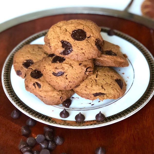 protein vegan chocolate chip cookie