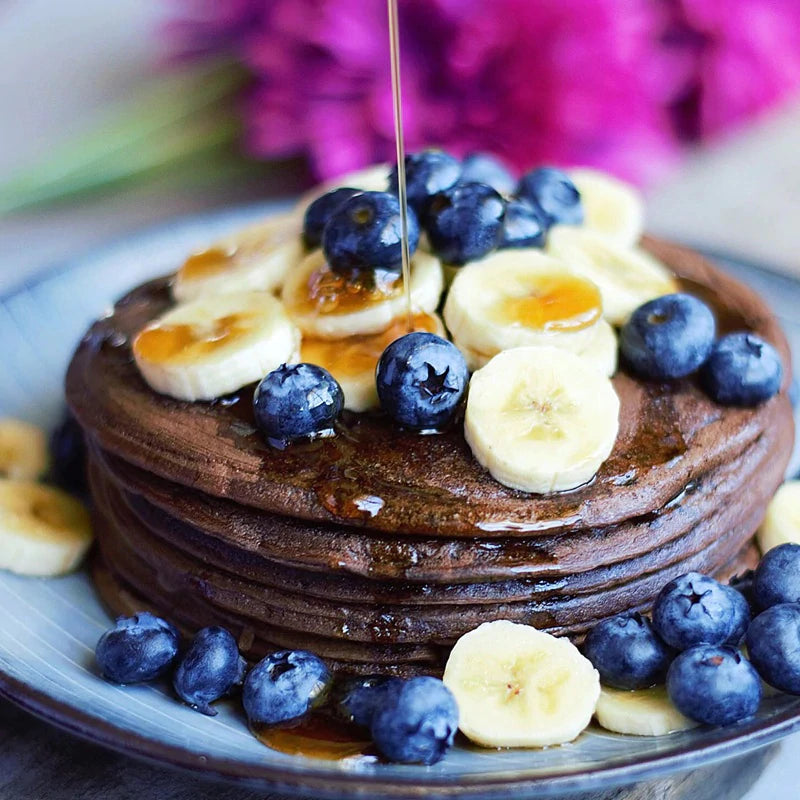 RICH CHOCOLATE PROTEIN PANCAKES