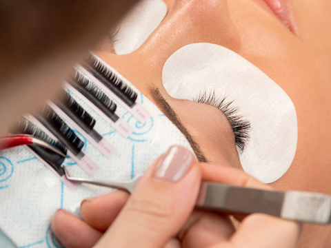 how to stop wearing eyelash extensions