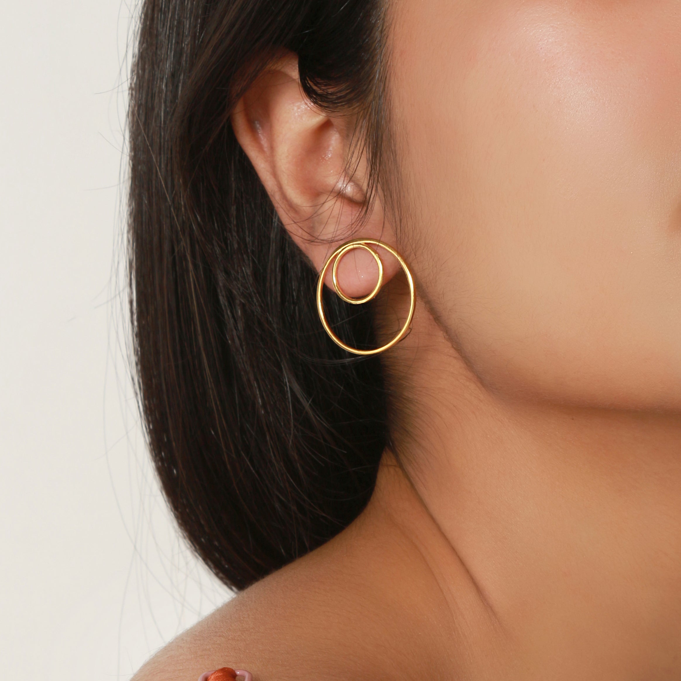 Shop 22K Gold Indian Navratna Earrings | Jadau Chandbalis