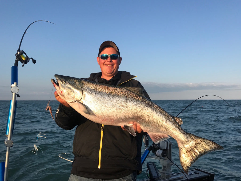 Belly up to the Niagara Bar by Mark Romanack of Fishing 411 TV – Great  Lakes Angler