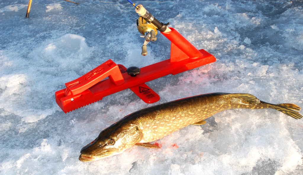 Tip Ups Tactics for Pike by Mike Gnatkowski – Great Lakes Angler
