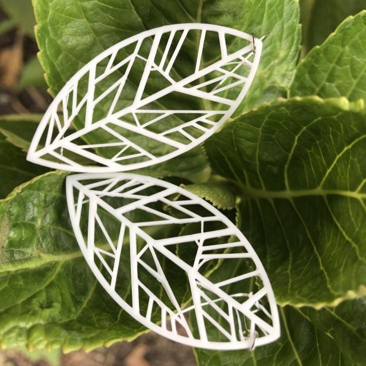 3D Printed Leaf Earrings || Sustainability Fun at