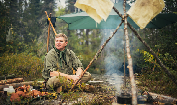 Ray Mears in the bush
