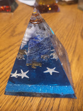Load image into Gallery viewer, Mini Lapis Lazuli Orgonite EMF Protection/Chakra Healing Pyramid