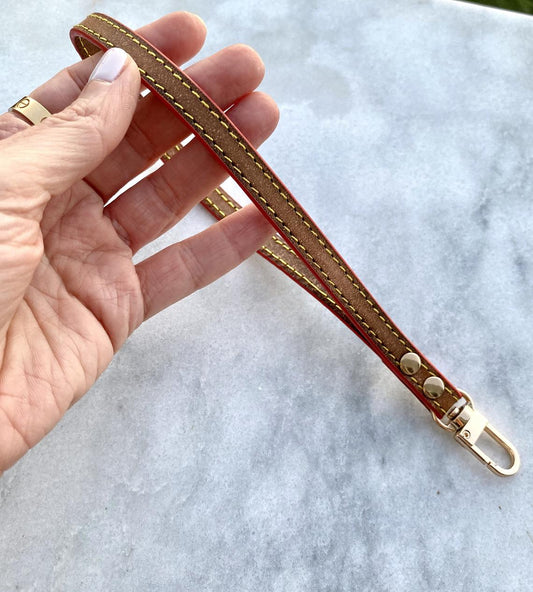 Exclusive Honey Patina Vachetta Leather Strap – Sexy Little Vintage