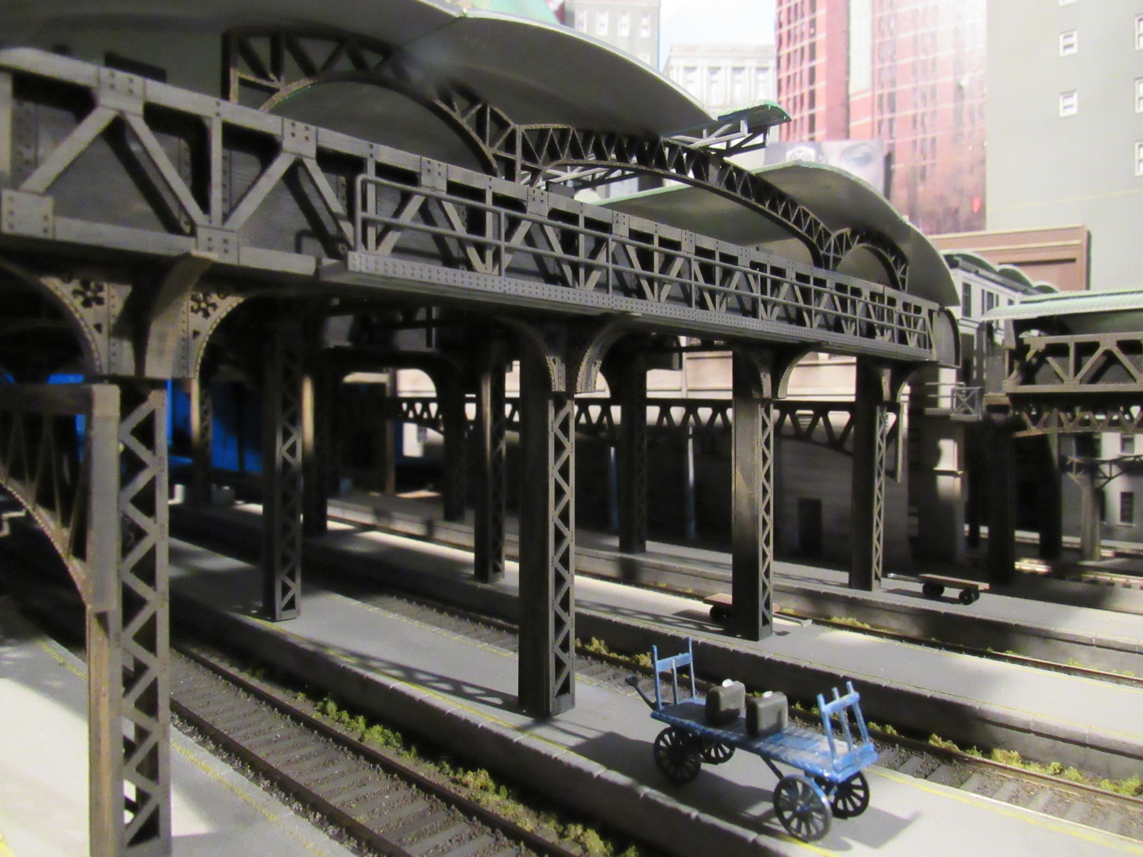 Chris P's structural steel train shed
