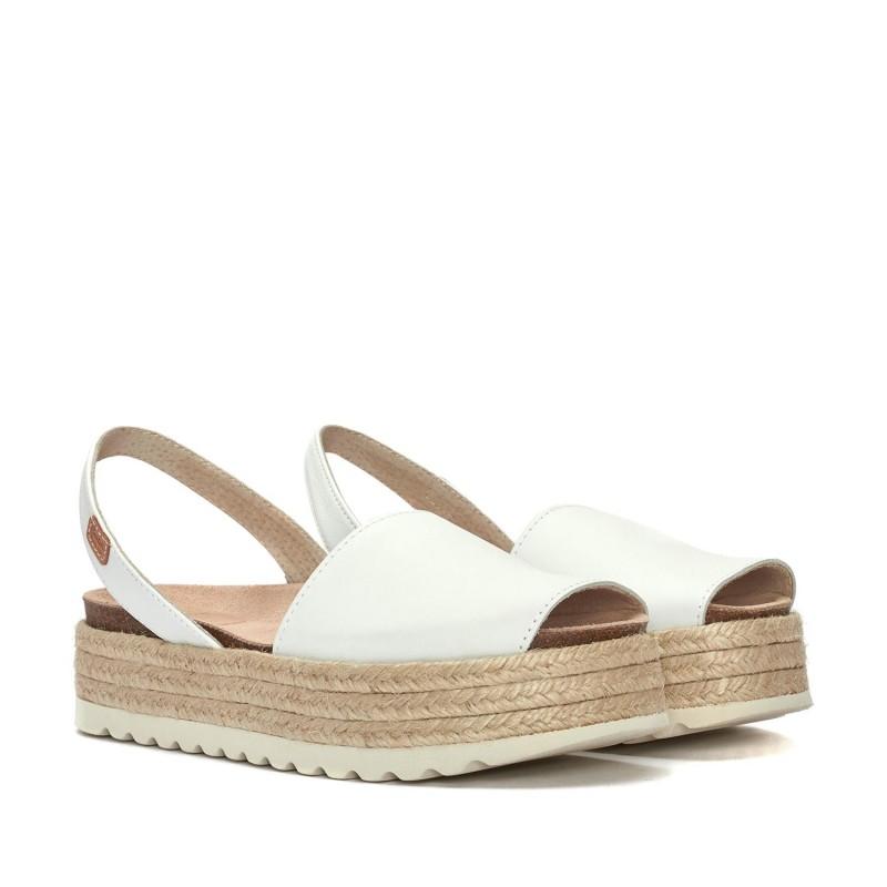 NOOSA FOOTWEAR CO. ARCHIES THONGS : SECRA : CASTELL : MENORCA SANDALS ...