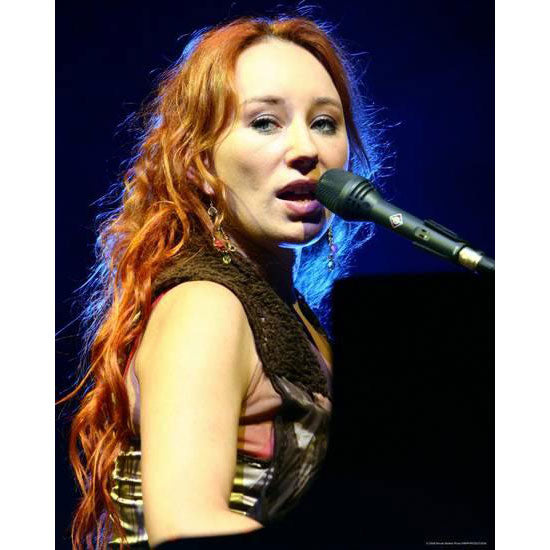 Tori Amos Singing Promo Glossy 398020 Rockabilia Merch Store 7868