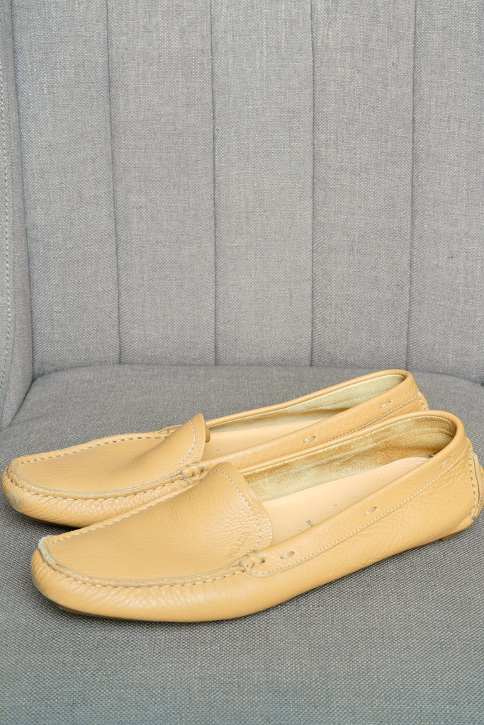 prada square toe loafers