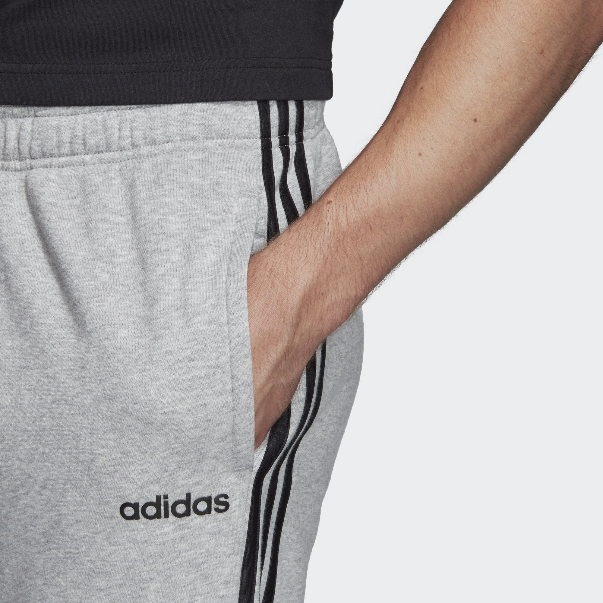 adidas essentials 3s cuffed pants