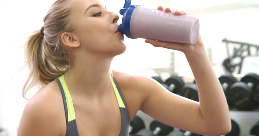 woman-drinking-protein-shake