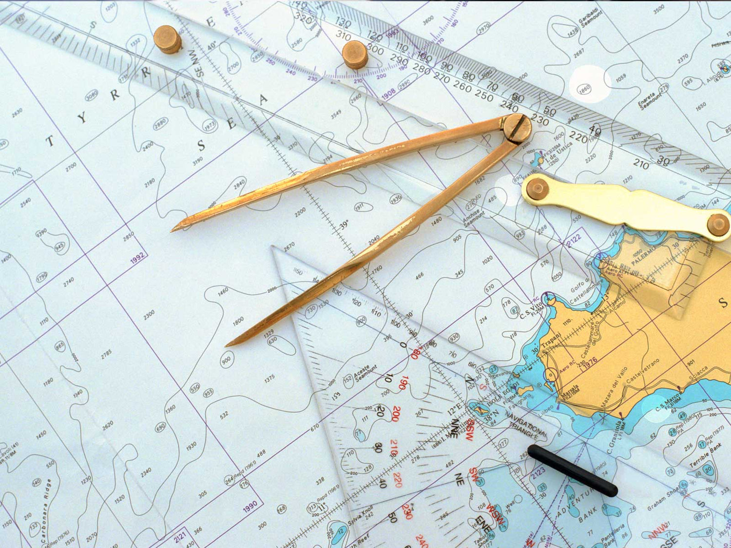 Buy Marine Navigational Charts, Nautical Maps, Sailing Charts Online