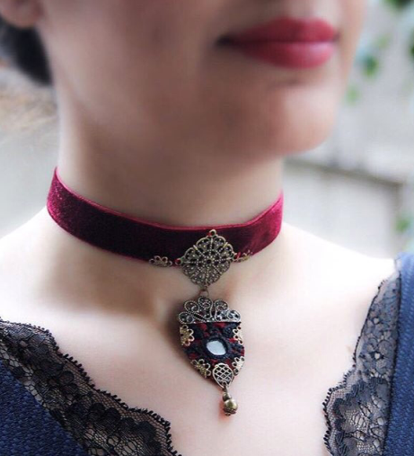Gothic Burgundy Velvet Choker Necklace 