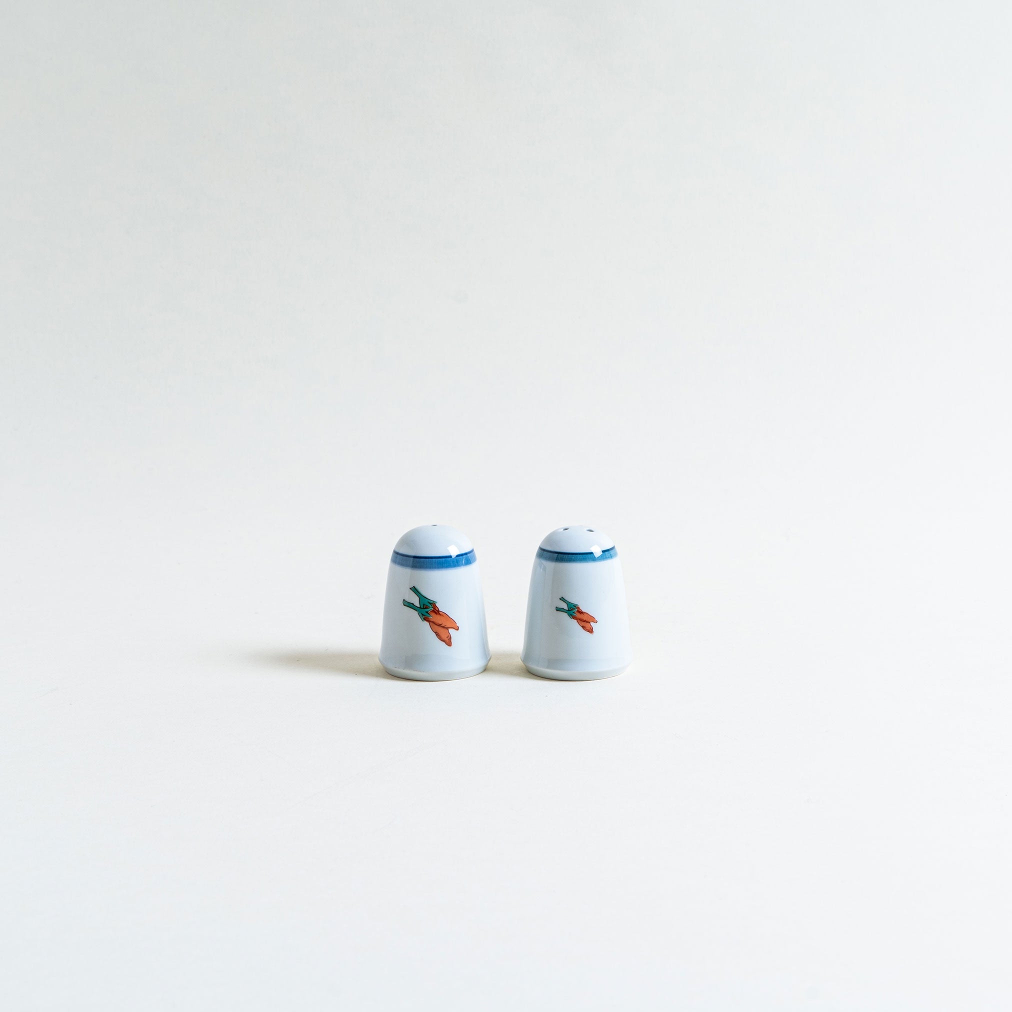 mogutable salt pepper shakers