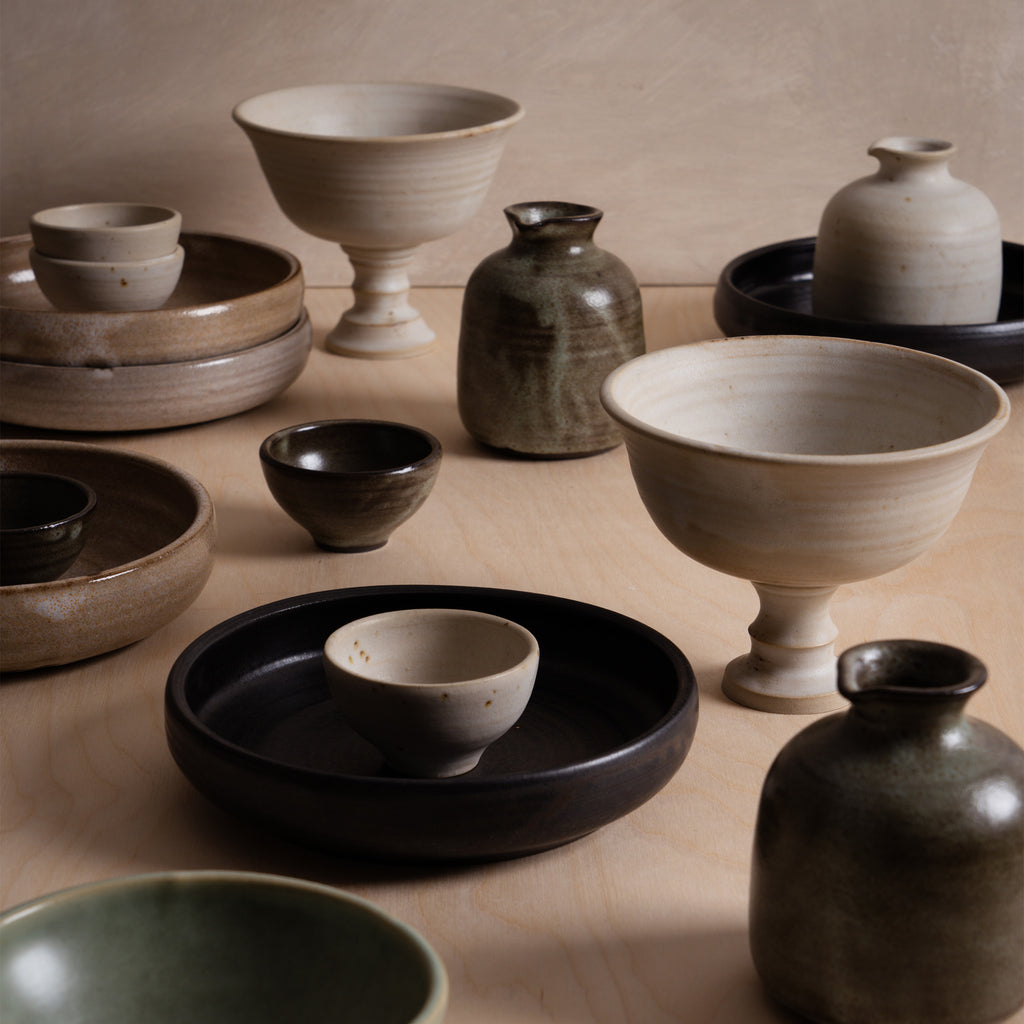 Stoneware Clay Vs. Porcelain Clay: Details & Facts Explained