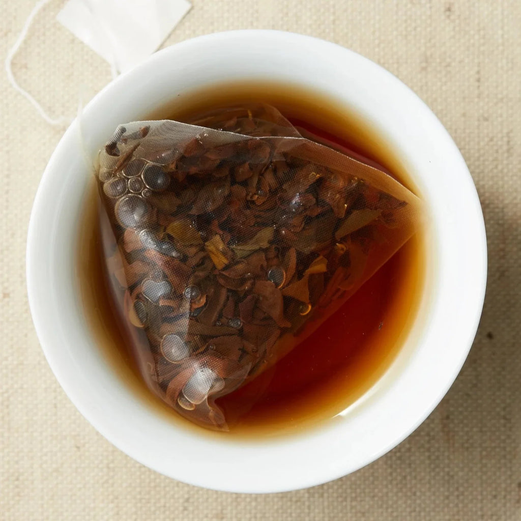 Taiwanese Oriental Beauty Oolong Tea by Té Company