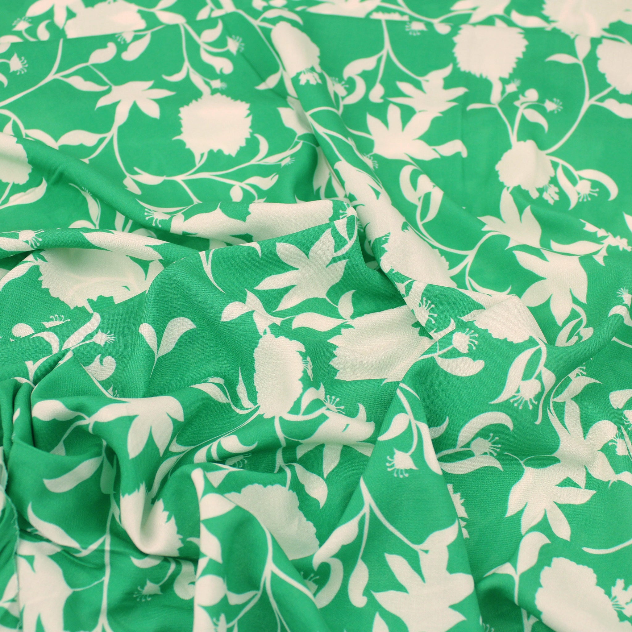 White Foilage on Green Tencel Lawn - Green – Lullabee Fabrics